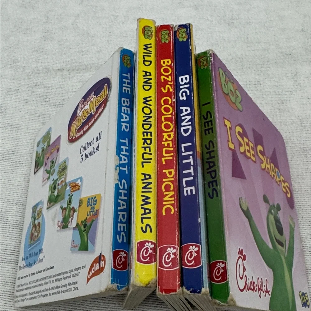 2007 Chick-fil-A Complete Set of 5 collectible 4”x 4” Boz’s Board books (OLCC)